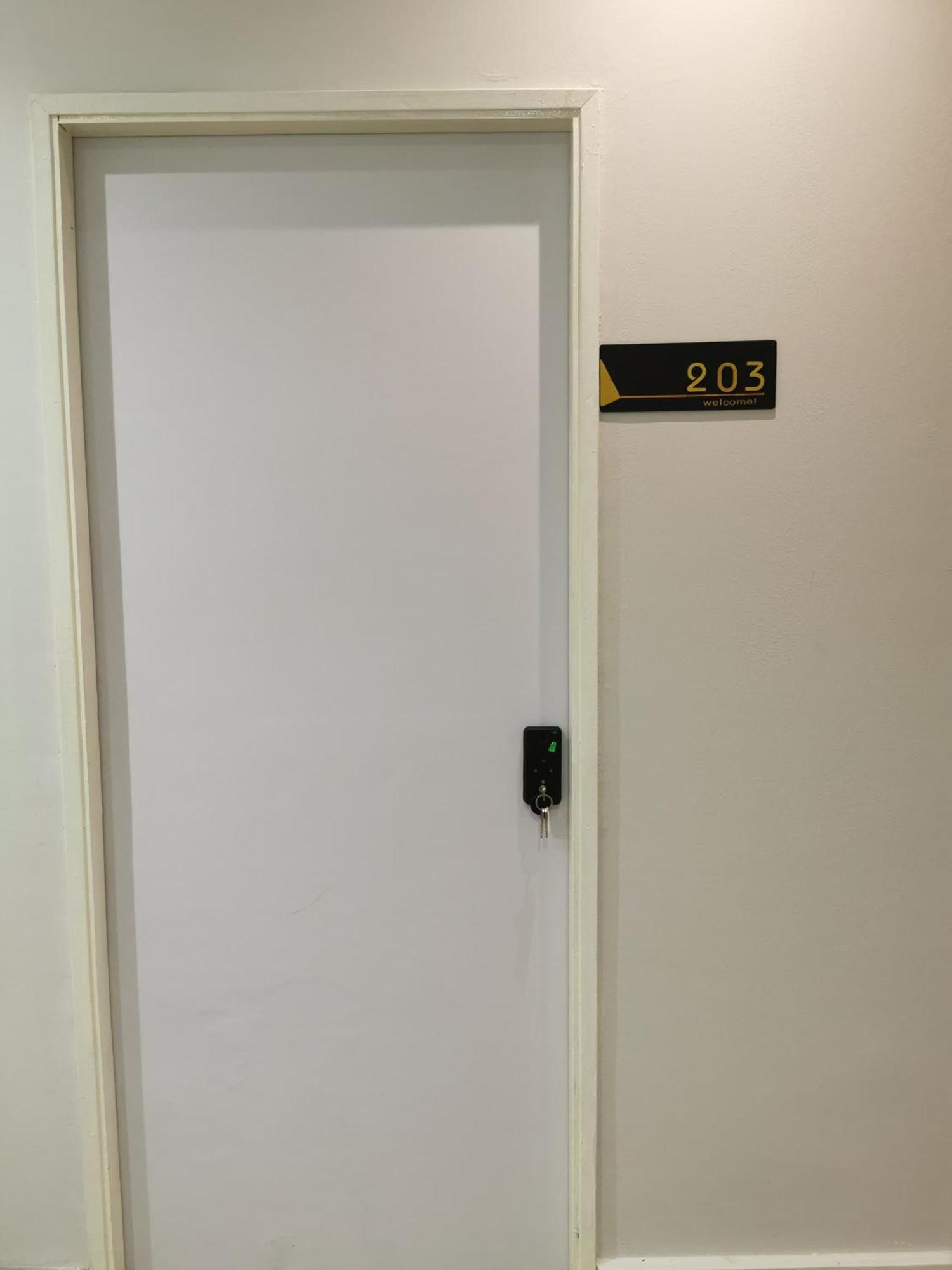 Autumn Guesthouse'S Near Jalan Alor Bukit Bintang كوالالمبور المظهر الخارجي الصورة